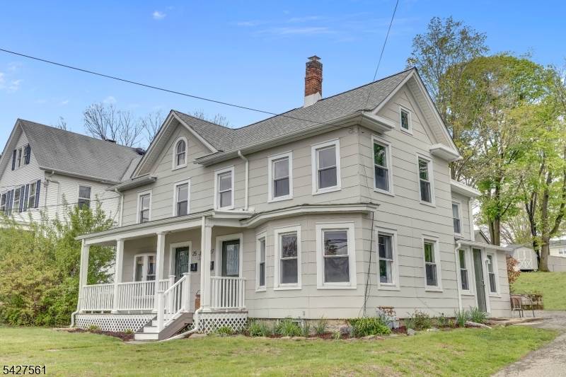 Well maintained side by side two unit property offering flexibility for investors or owner occupants in a highly convenient Rockaway location !