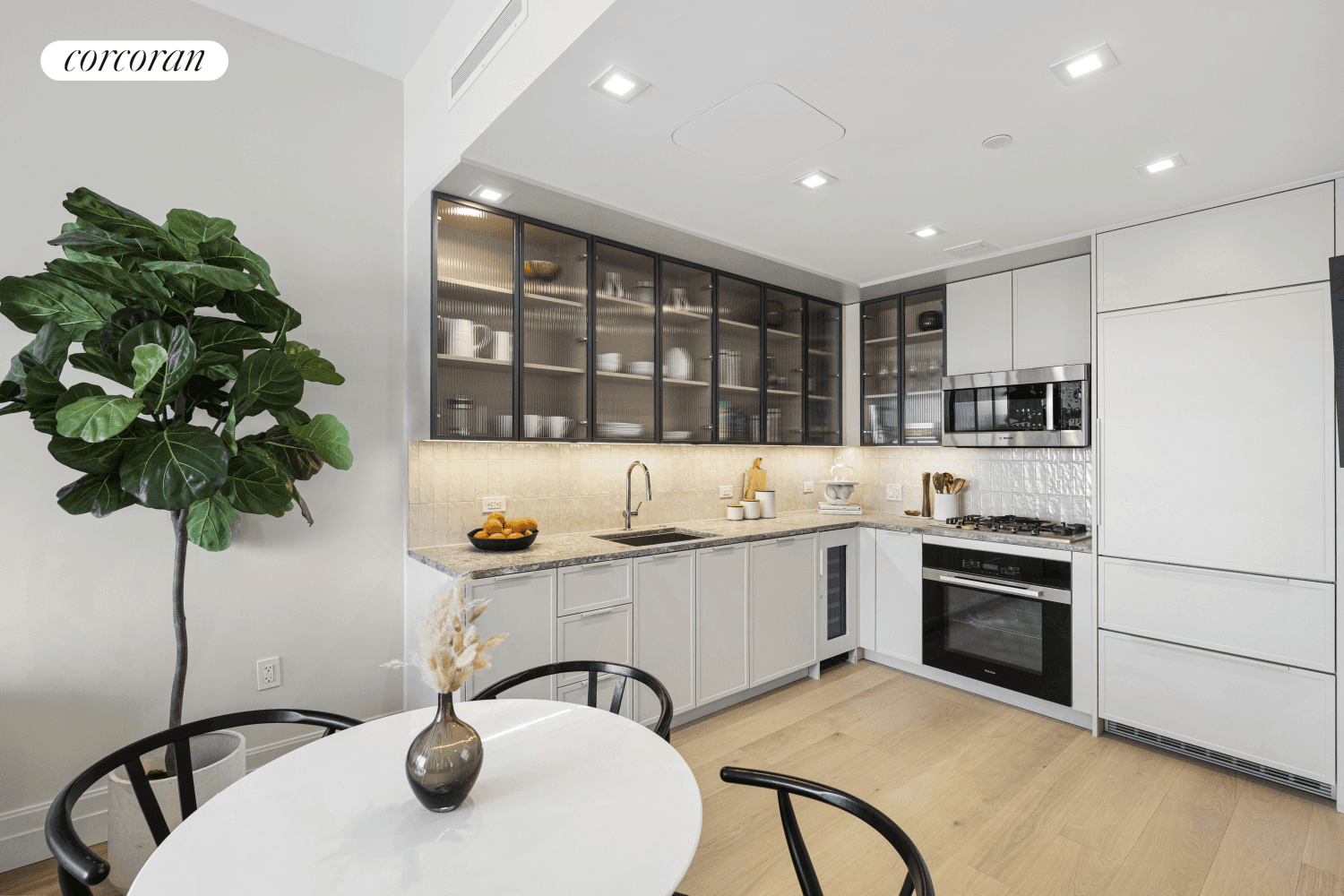 NEW INCENTIVE Sponsor offering 5 YEARS paid Common Charges for a LIMITED time Please reach out for more details This well appointed corner exposure 706SF one bedroom one bath home ...