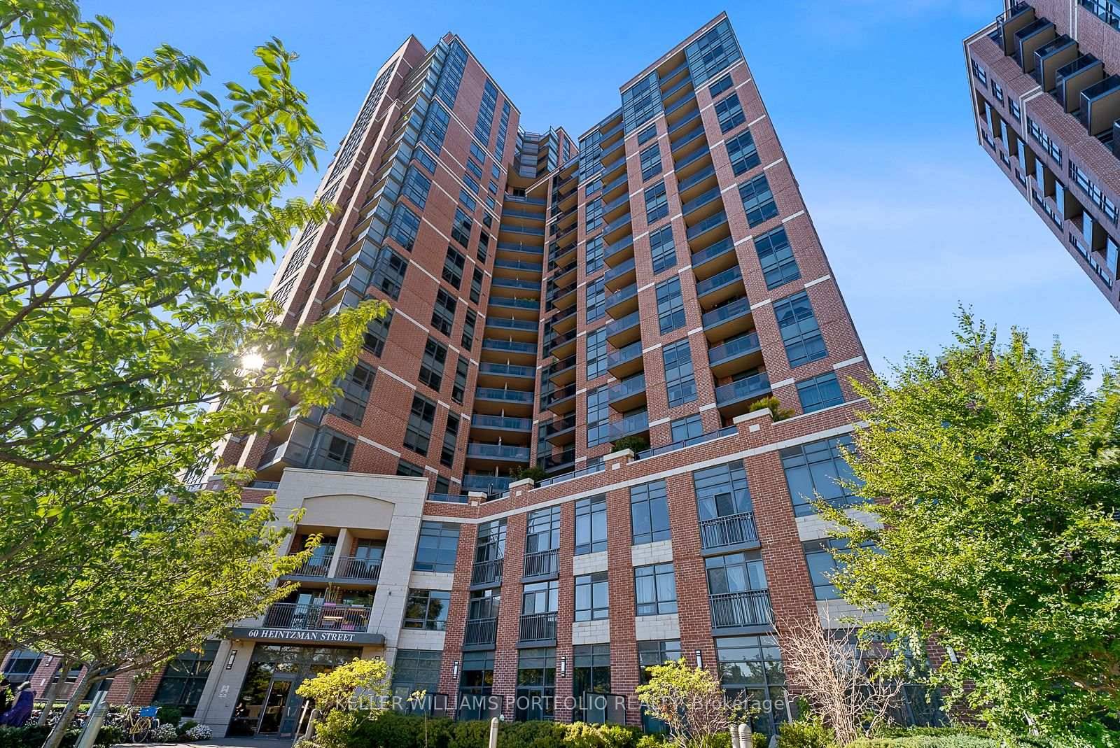 Beautiful One Bedroom Den suite at Residence In Heintzman Place.