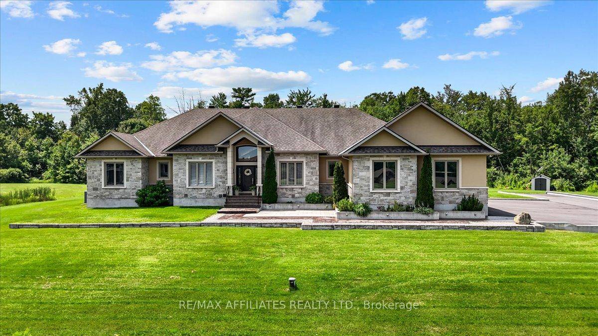 Stunning 4 1 bedroom bungalow located in the heart of Cumberland.