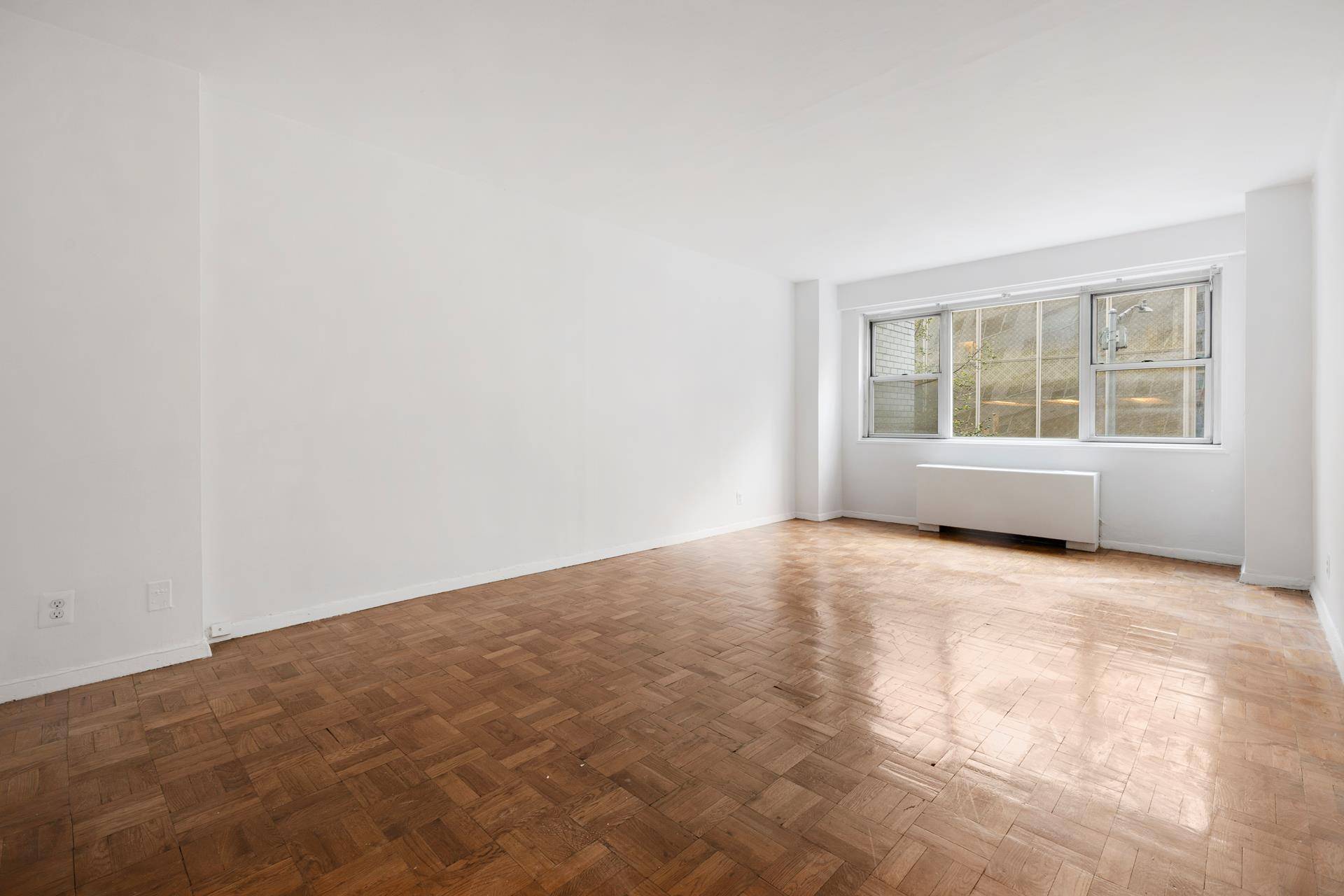 one bedroom with one full bathroom