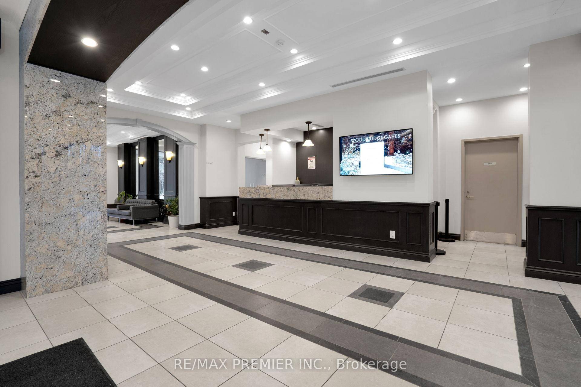 Welcome To Renaissance Court Condominiums.