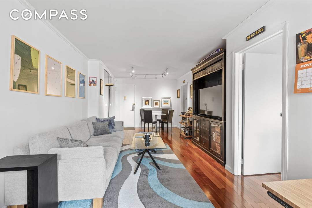 One Bedroom Co op in Prime Gramercy Ideally situated in the heart of Gramercy, this spacious one bedroom, one bath co op was thoughtfully converted from an oversized alcove studio, ...