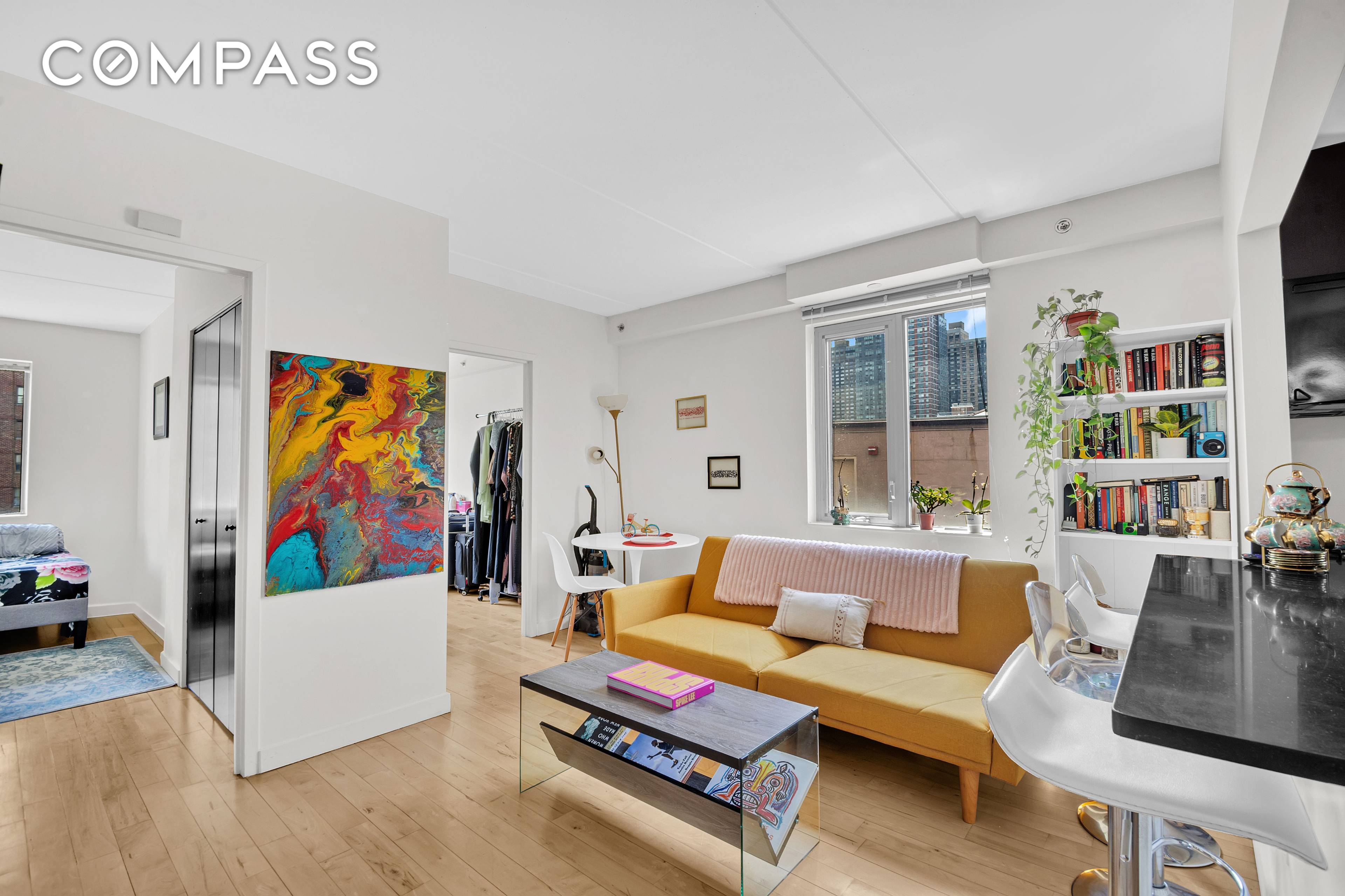 The full service, boutique Art House is a sought after luxury condominium located in vibrant East Harlem, and contains 76 stunning condos, with no more than four apartments per floor.