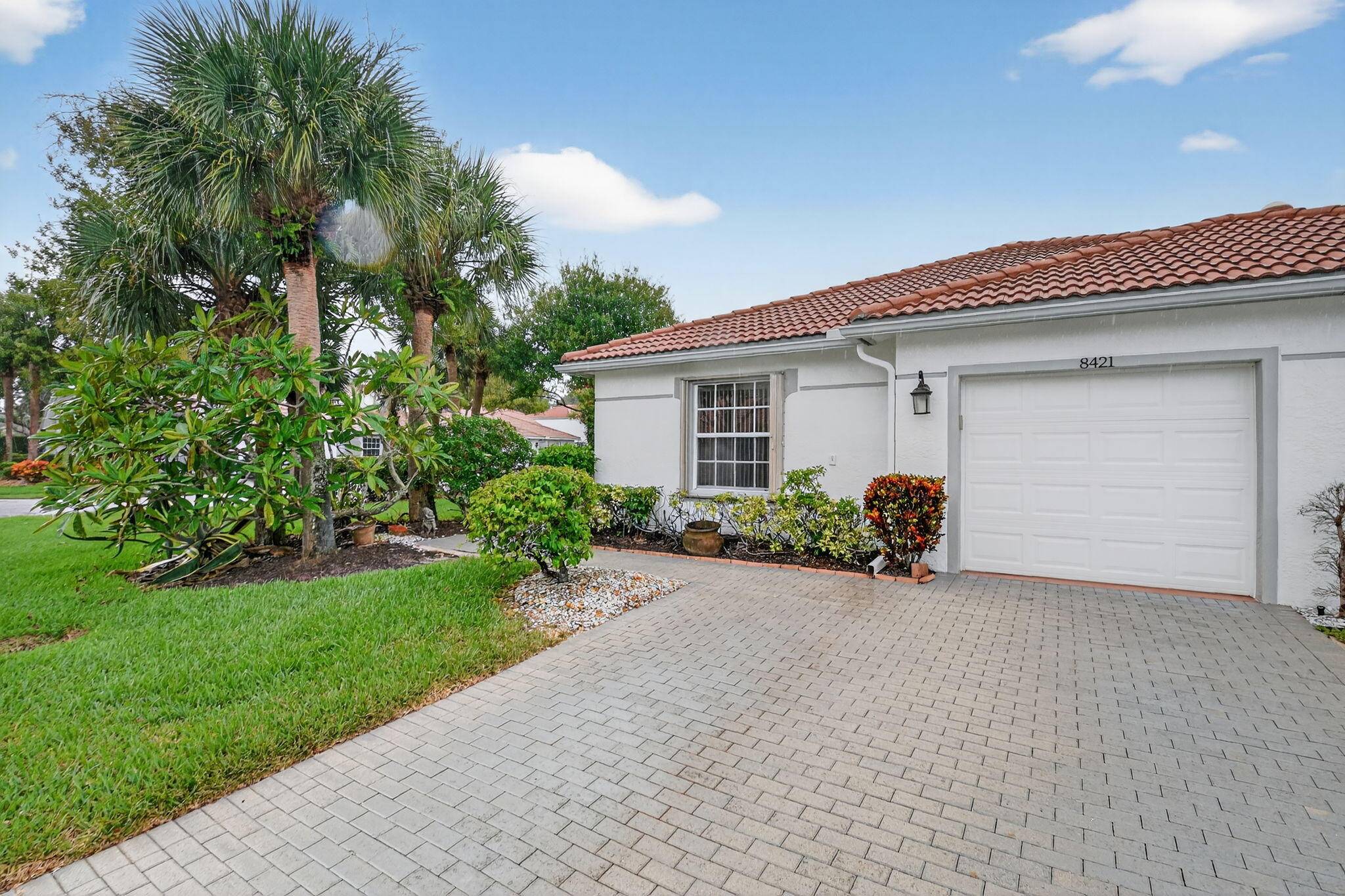 Great opportunity to live in this ''La Casa'' floor plan with great open spacious feeling surrounded by open yet private park like setting in quiet yet active gated community.