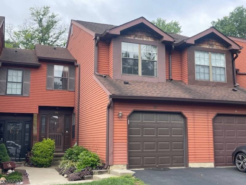 Welcome to your future home in the highly desirable Quail Brook community of Somerset !