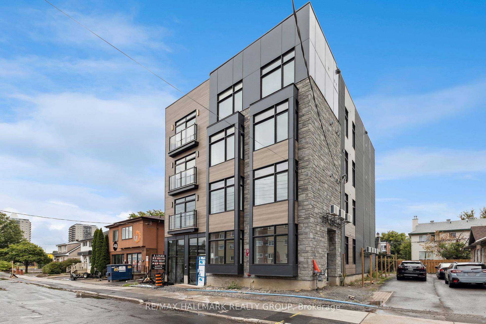 Brand new 12 unit apartment building located in Ottawa, offering strong income potential with an estimated annual rent roll of 300, 600.