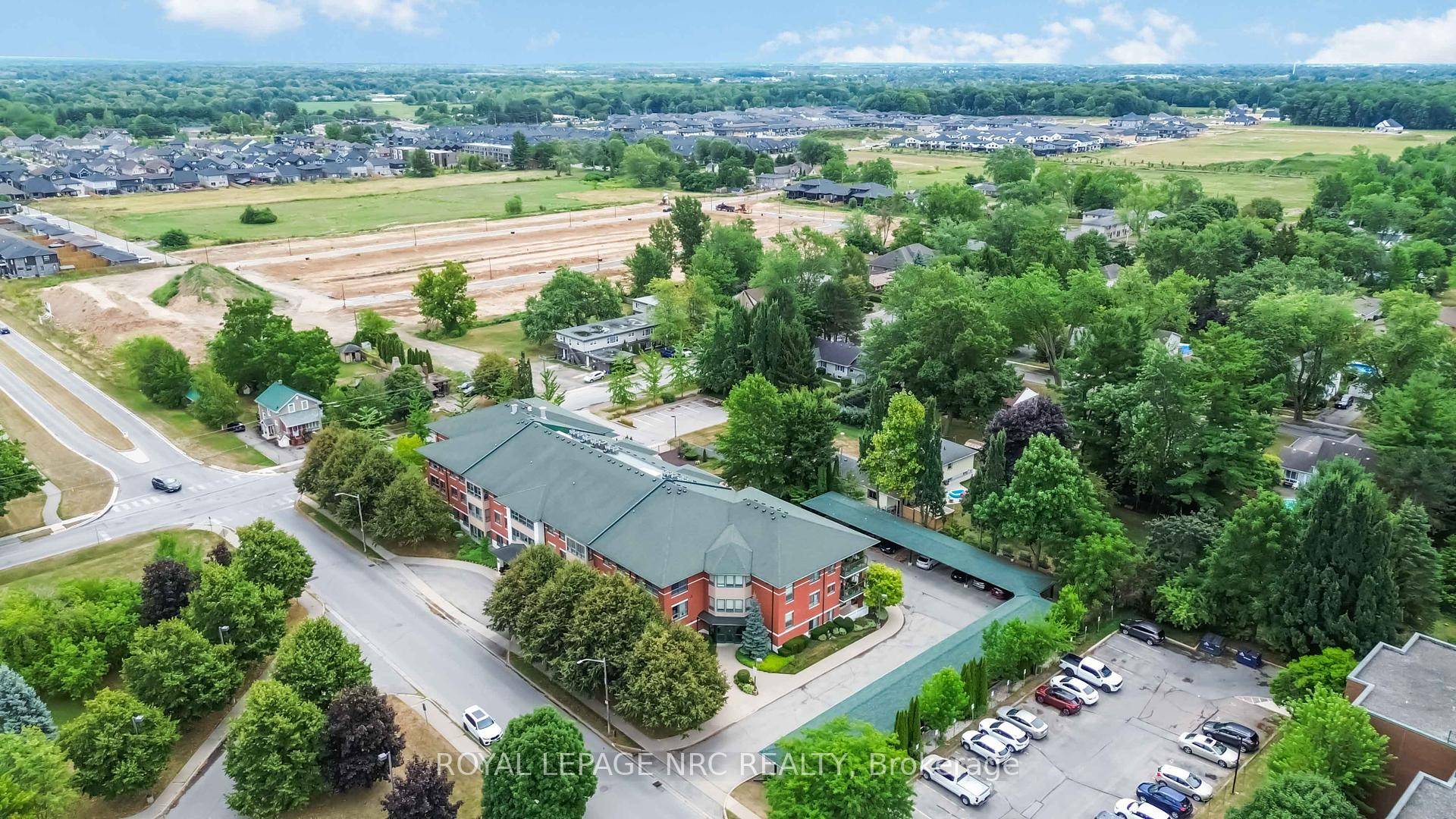 OPEN HOUSE Sunday, September 7th from 2pm 4pm.