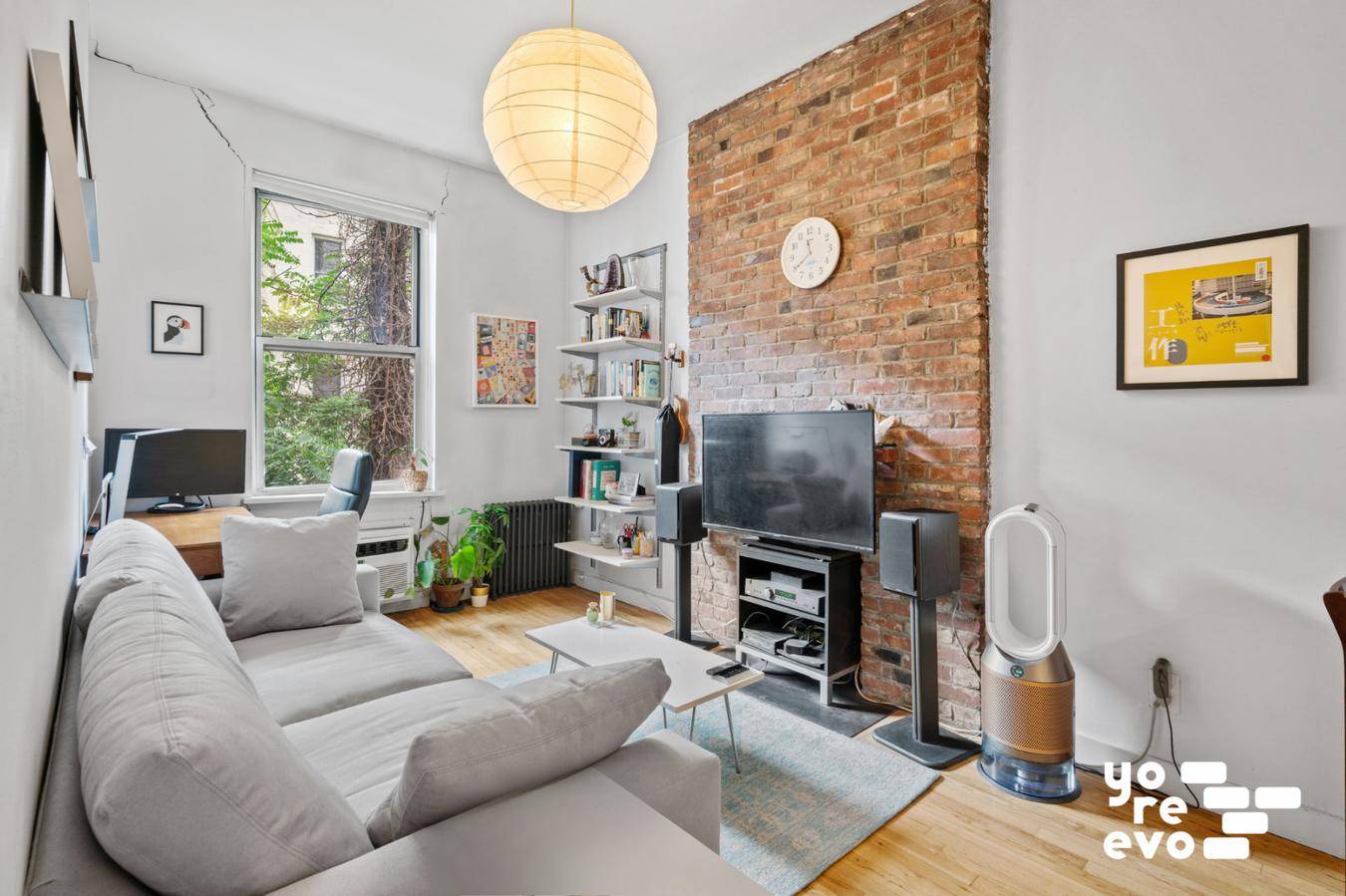 Welcome to apartment 2C at 318 West 15th Street a bright and quiet one bedroom in the heart of Chelsea.