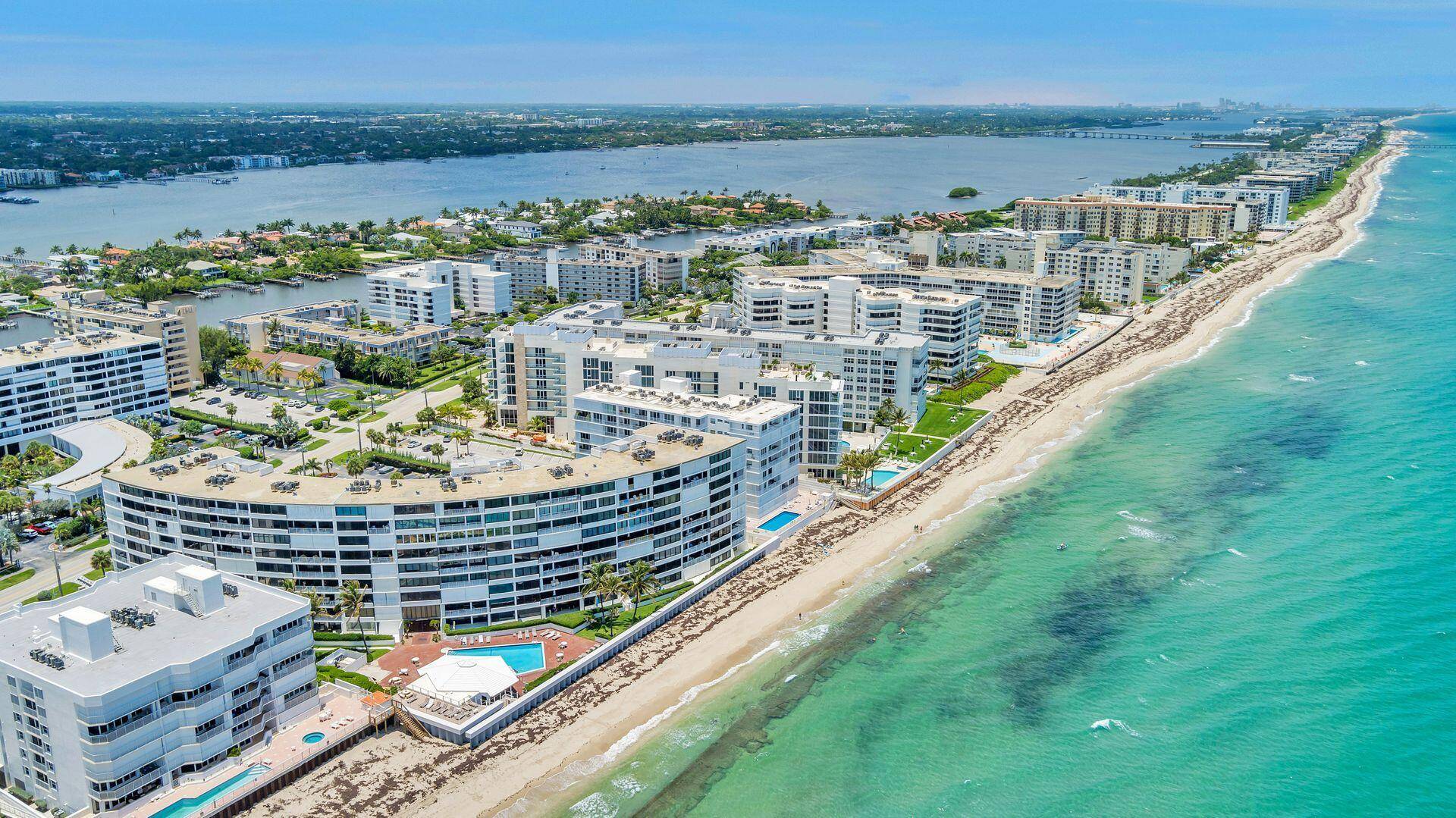 OCEAN LOVER'S DREAM SEASONAL RENTAL !