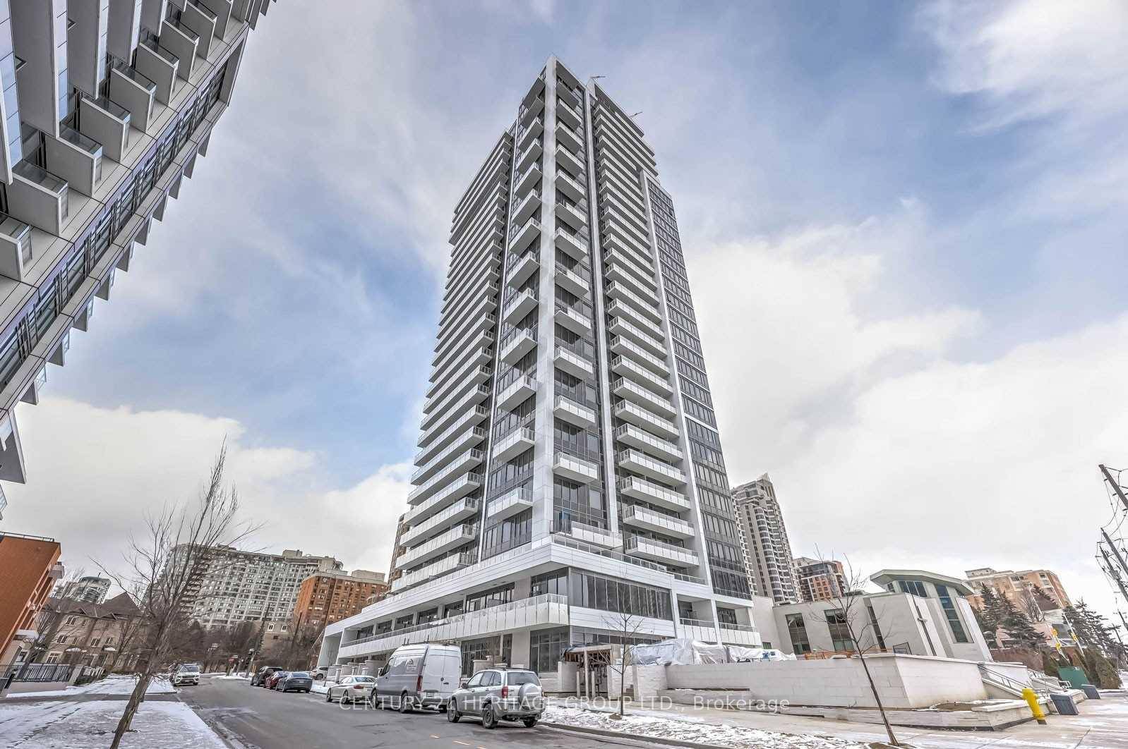 Diamond on Yonge, a Modern building.