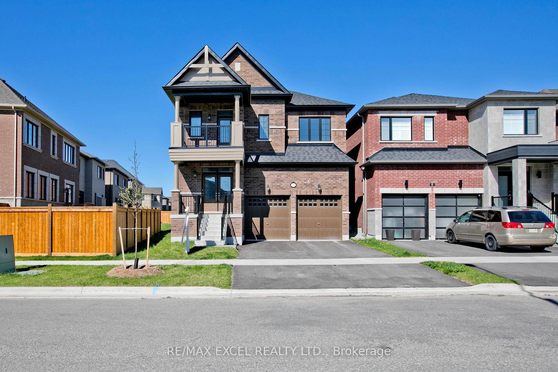 Elegant Detached House Just Over 2 Year New Home In The Prestigious Victory Green Community At 14th Ave amp ; Middlefield, Markham.