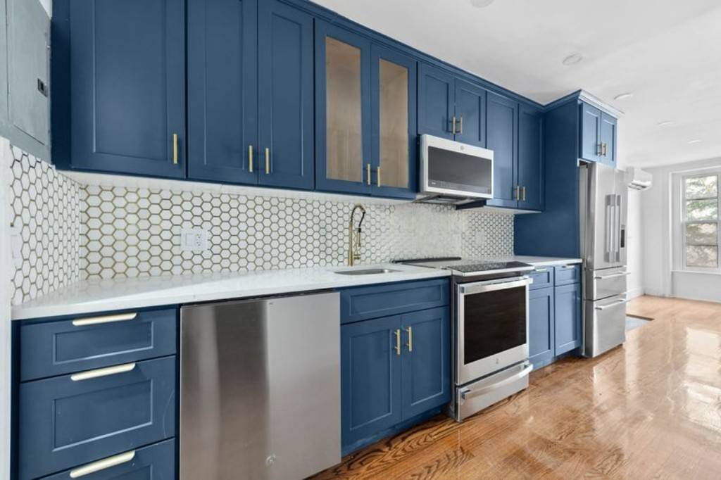 Fabulous ! Fun ! Friendly !