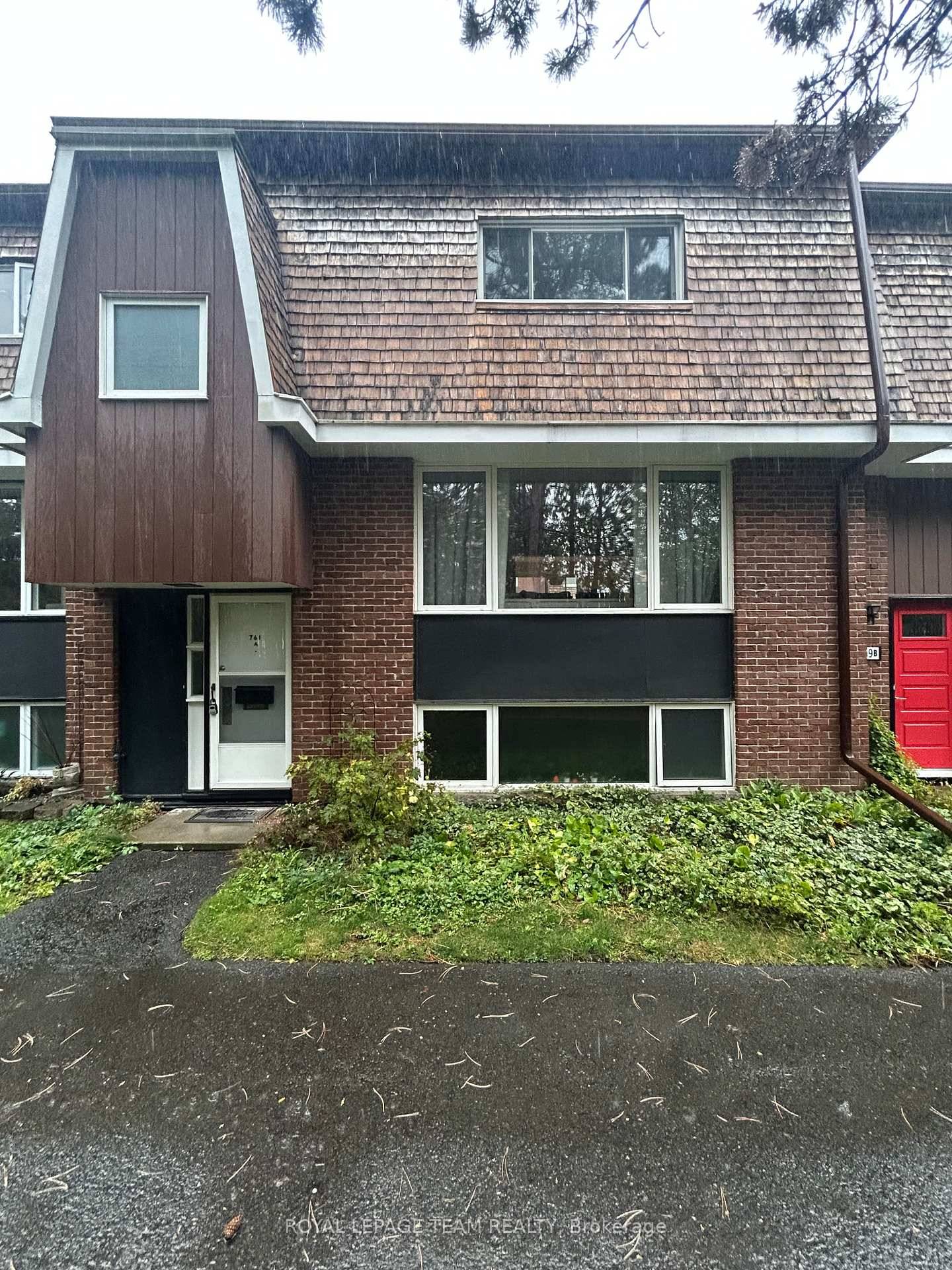 Welcome to this spacious and bright 4 bedroom, 2 full bathroom condo townhouse available for rent directly across from Mooneys Bay Beach.