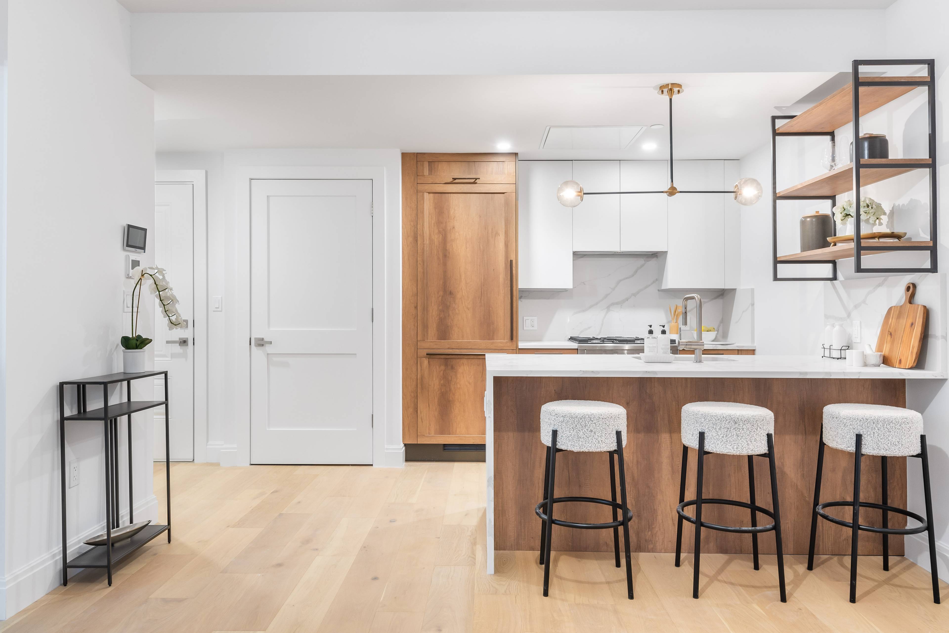 ACCEPTED OFFER Move in ASAP, closings have already commenced !