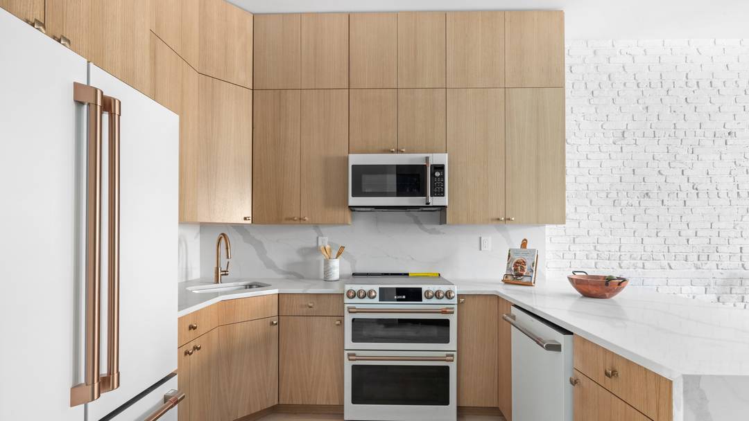 Introducing 112 Luquer Street, nestled in the vibrant heart of Carroll Gardens !