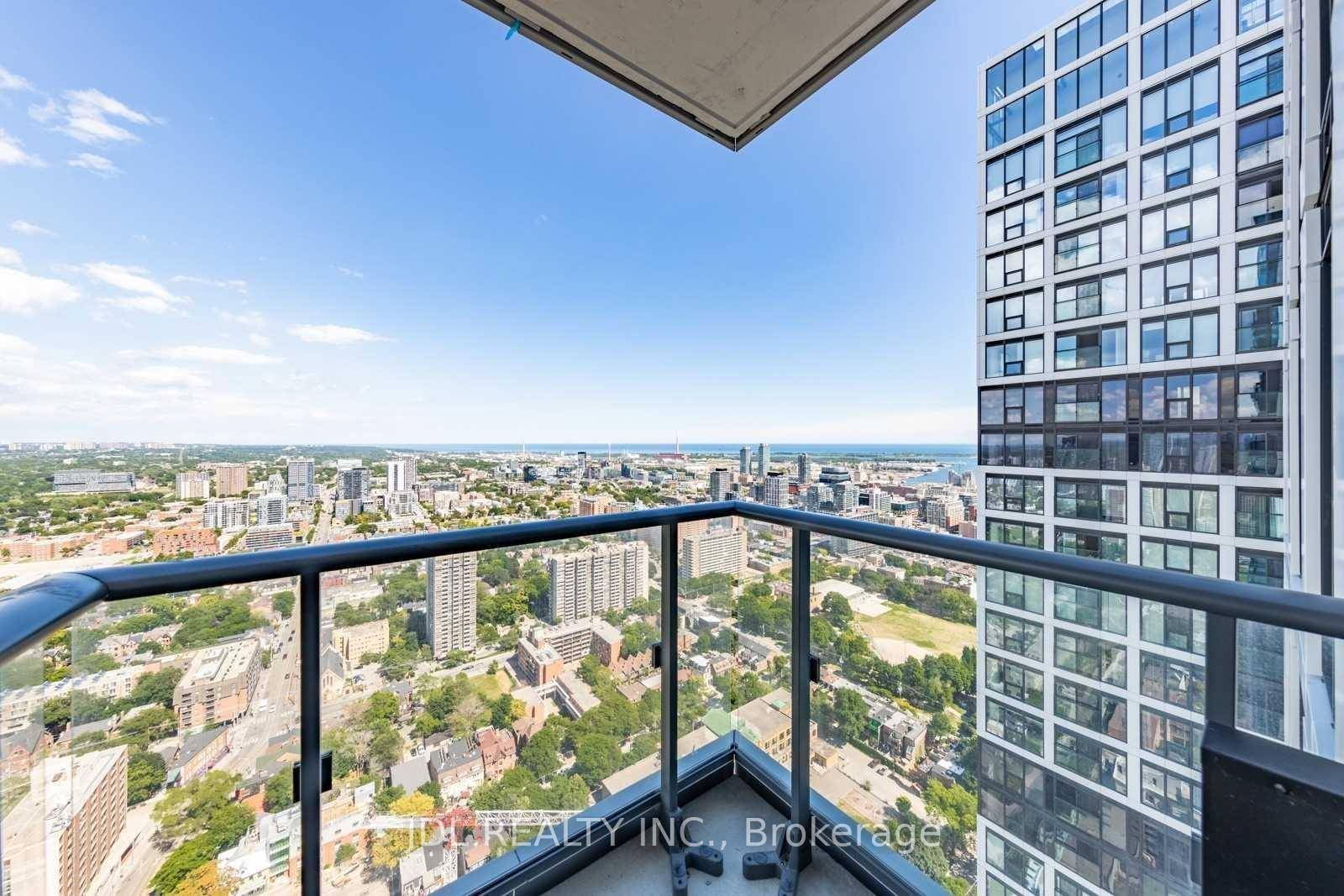 Luxury Condo Unit. Features 1 Bedroom Den Can Be Used As Guest Bedroom.