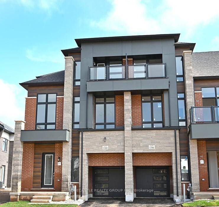 Welcome to your new home in the trendy new neighborhood of Upper Joshua Creek.