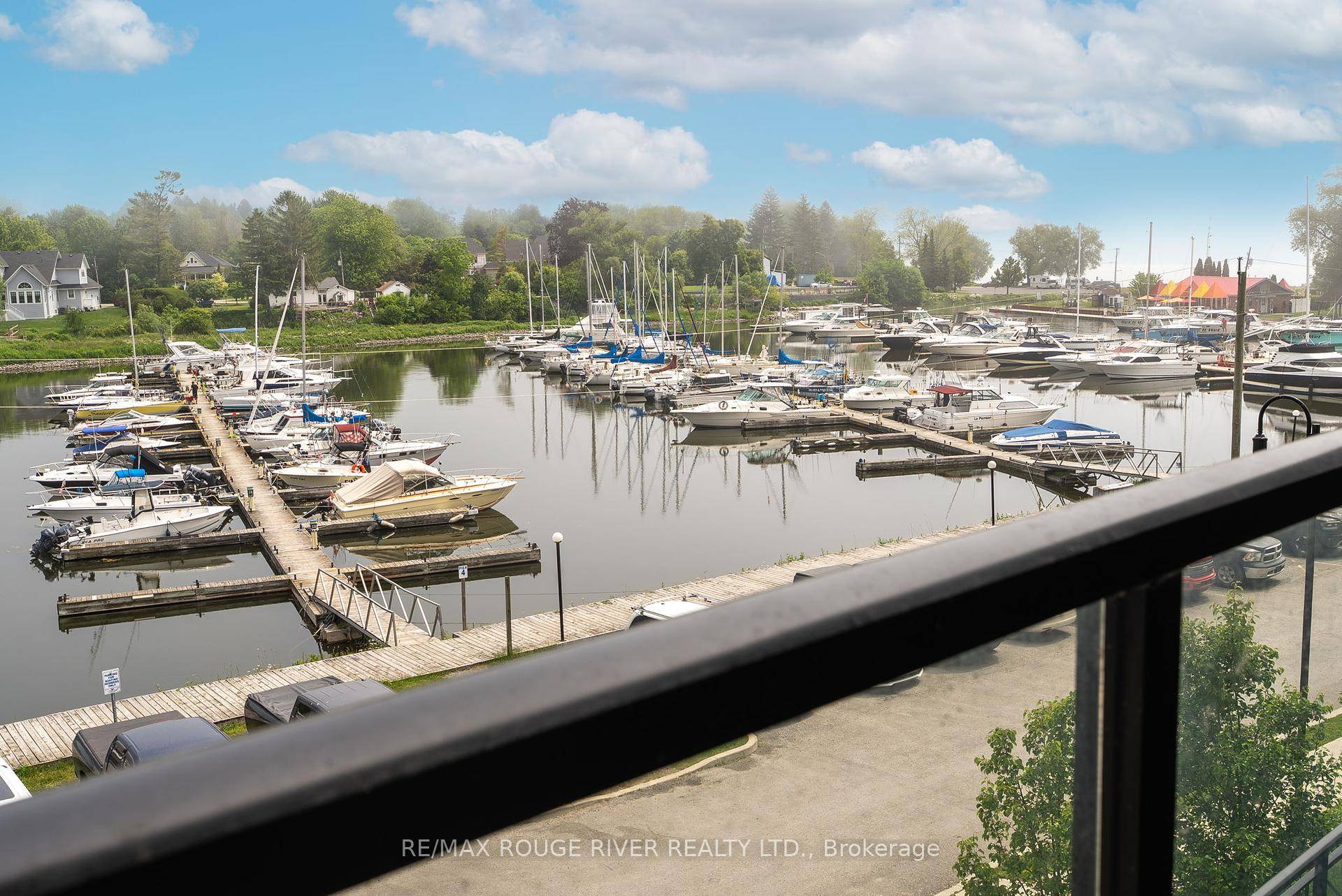 Stunning Waterfront Condo in the Heart of Port of Newcastle !