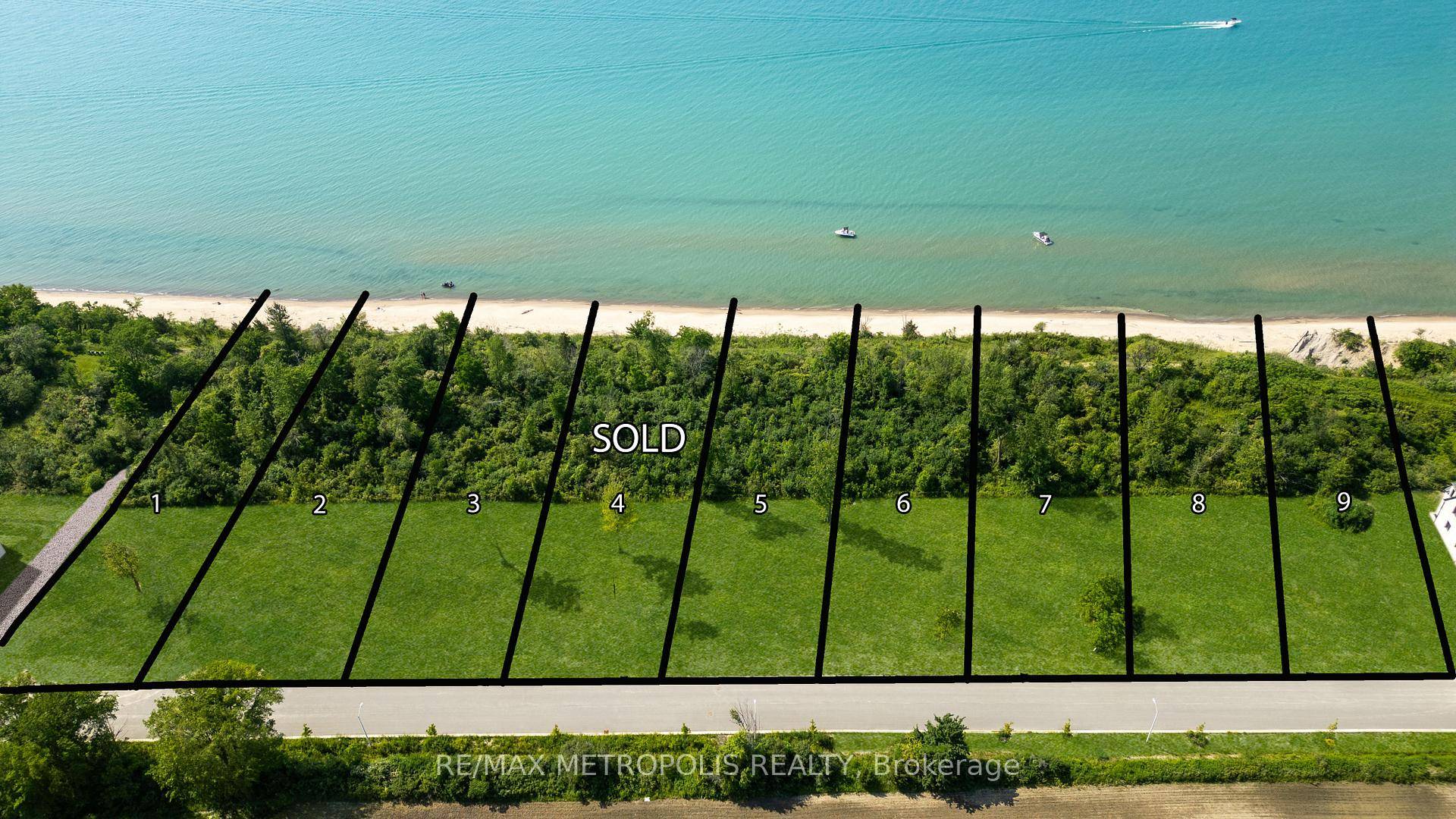 LAKEFRONT LOT ! ISNT IT TIME TO MOVE TO A UNIQUE, UPSCALE EXCLUSIVE COMMUNITY amp ; ENJOY WORLD CLASS SUNRISES SUNSETS, LAKE BREEZES, SOUNDS OF THE SURF amp ; STROLL ...