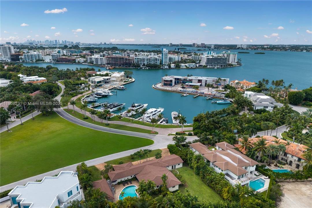 Located in the exclusive guard gated Bal Harbour Village, one of Miami s most coveted enclaves, this rare 25, 720 SF double lot offers an exceptional opportunity to build a ...