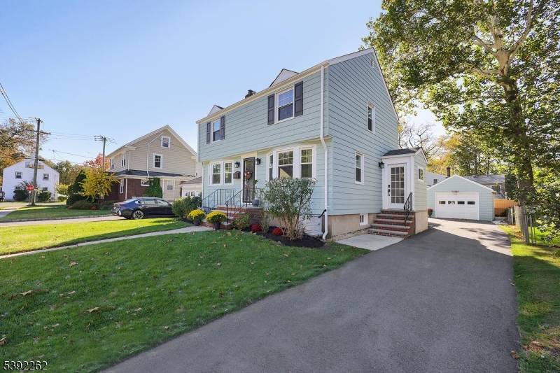 Welcome to this warm and inviting 3 bedroom, 1.