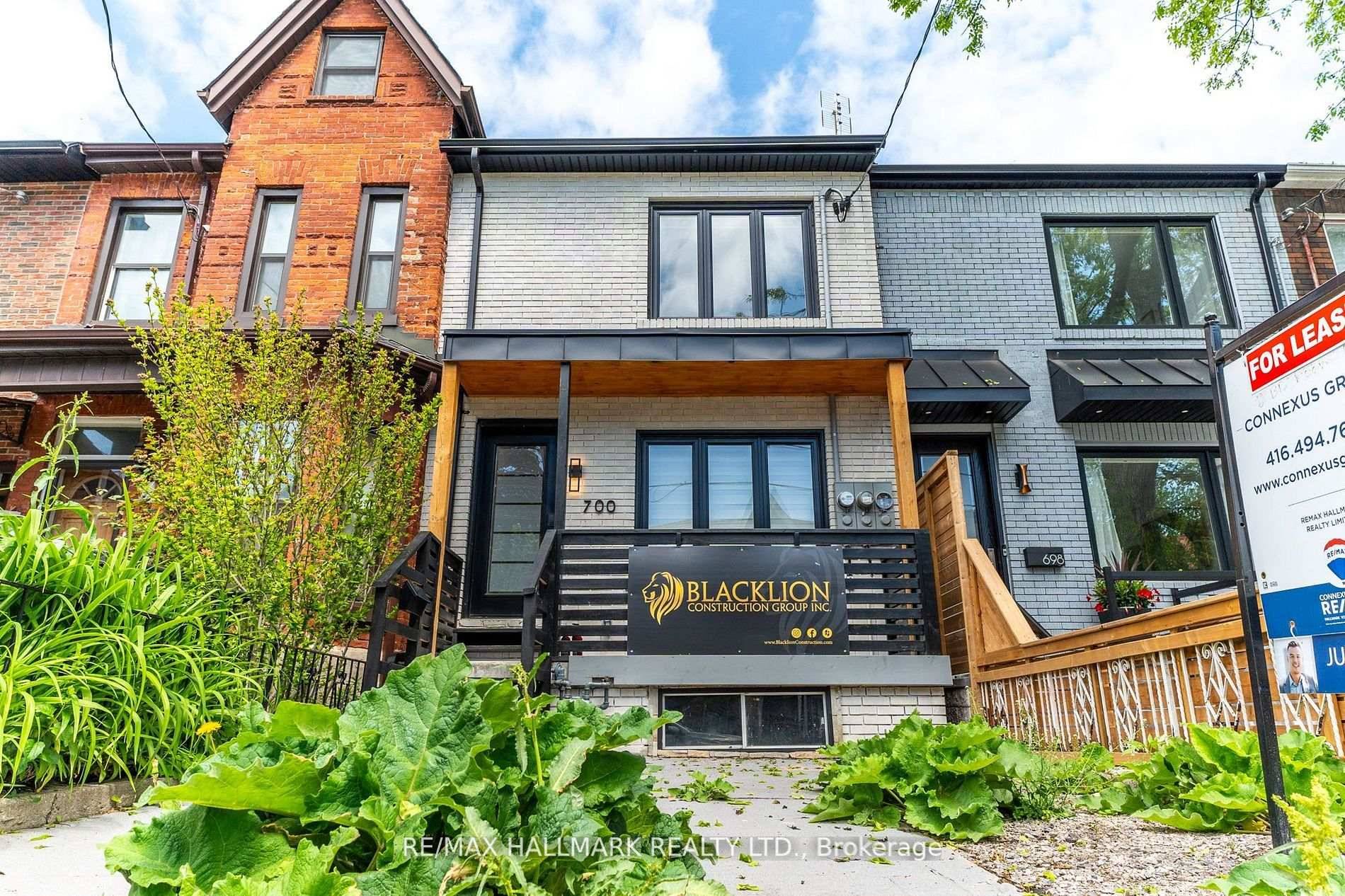 Discover a fusion of industrial charm and contemporary design in this loft style residence, where every detail has been carefully curated for a modern and inviting atmosphere.