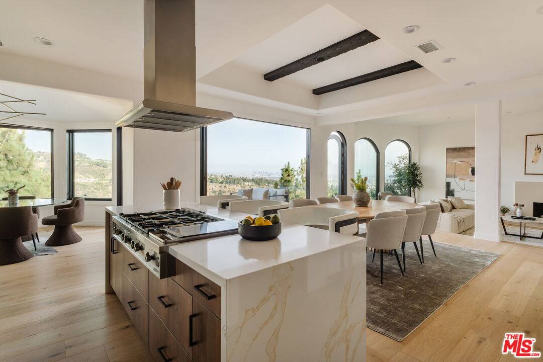 1648   Summitridge Dr 5BR Beverly Hills Post Office | B.H.P.O. La