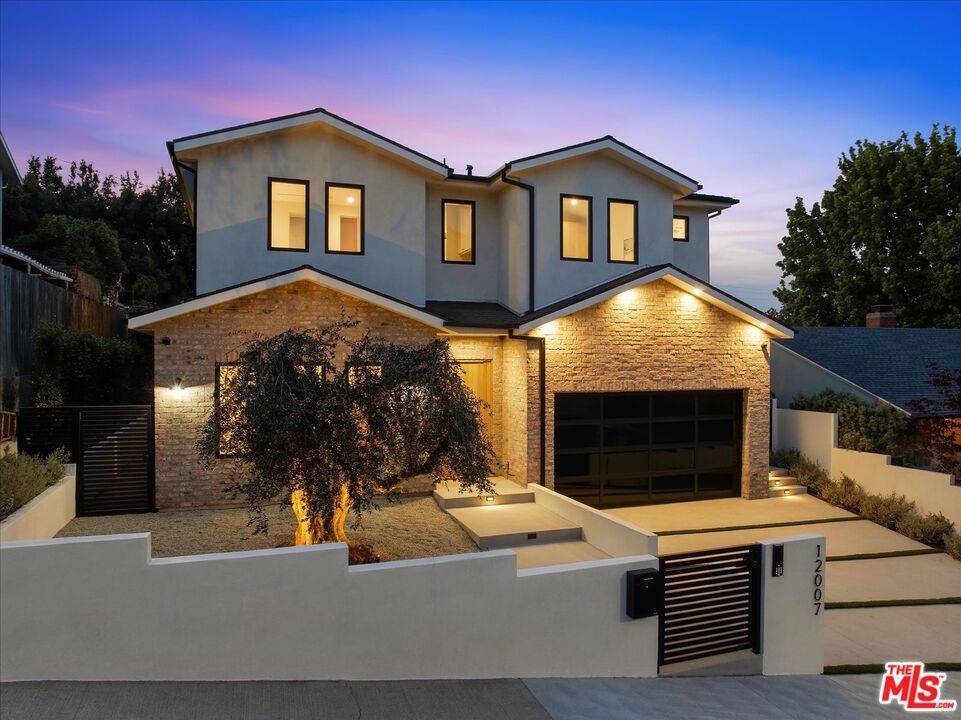 12007 Rose Ave 5BR Marina Del Rey La
