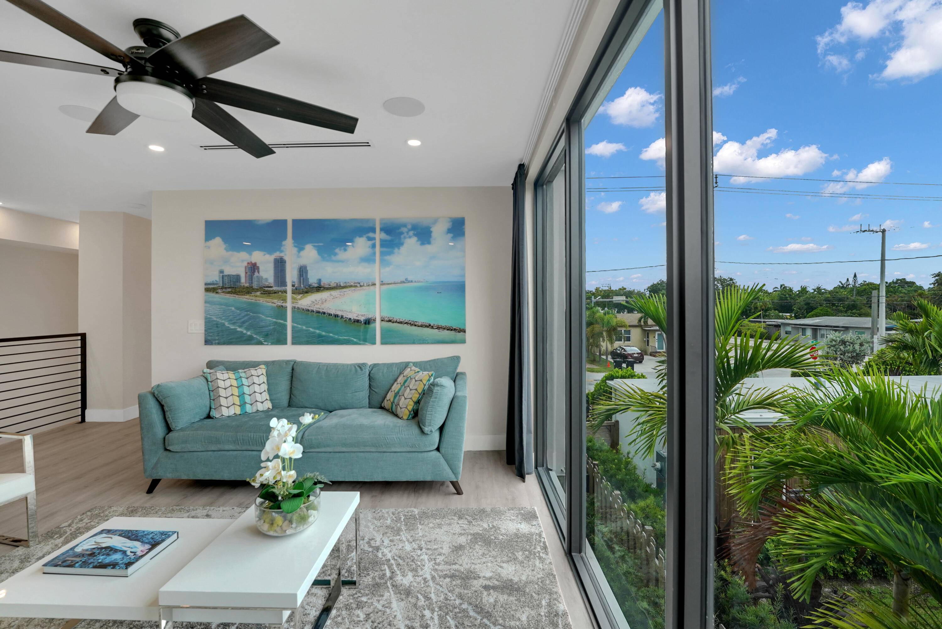AVAILABLE IN MONTHLY RENTIII MONTH BY MONTH RENT !