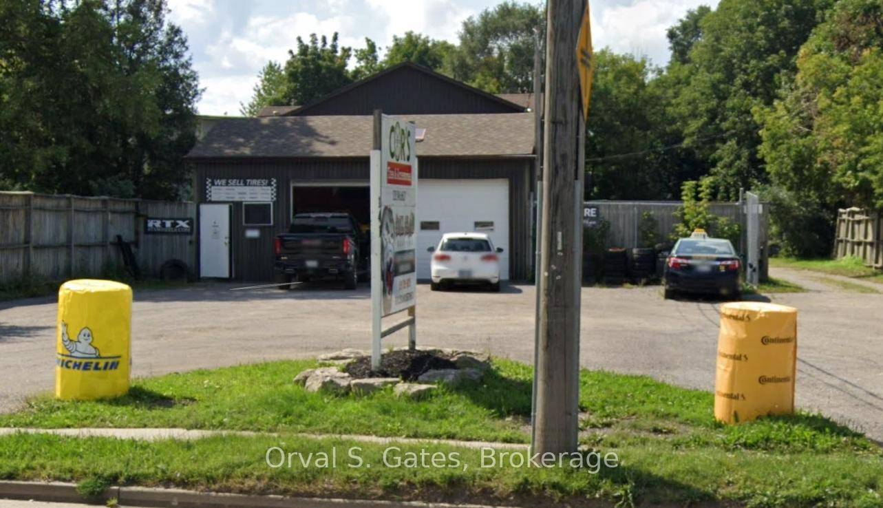 Available July 5th, former tire shop, MOC Zoning permits home improvement, office, commercial retail, List P means permitted in MOC column.
