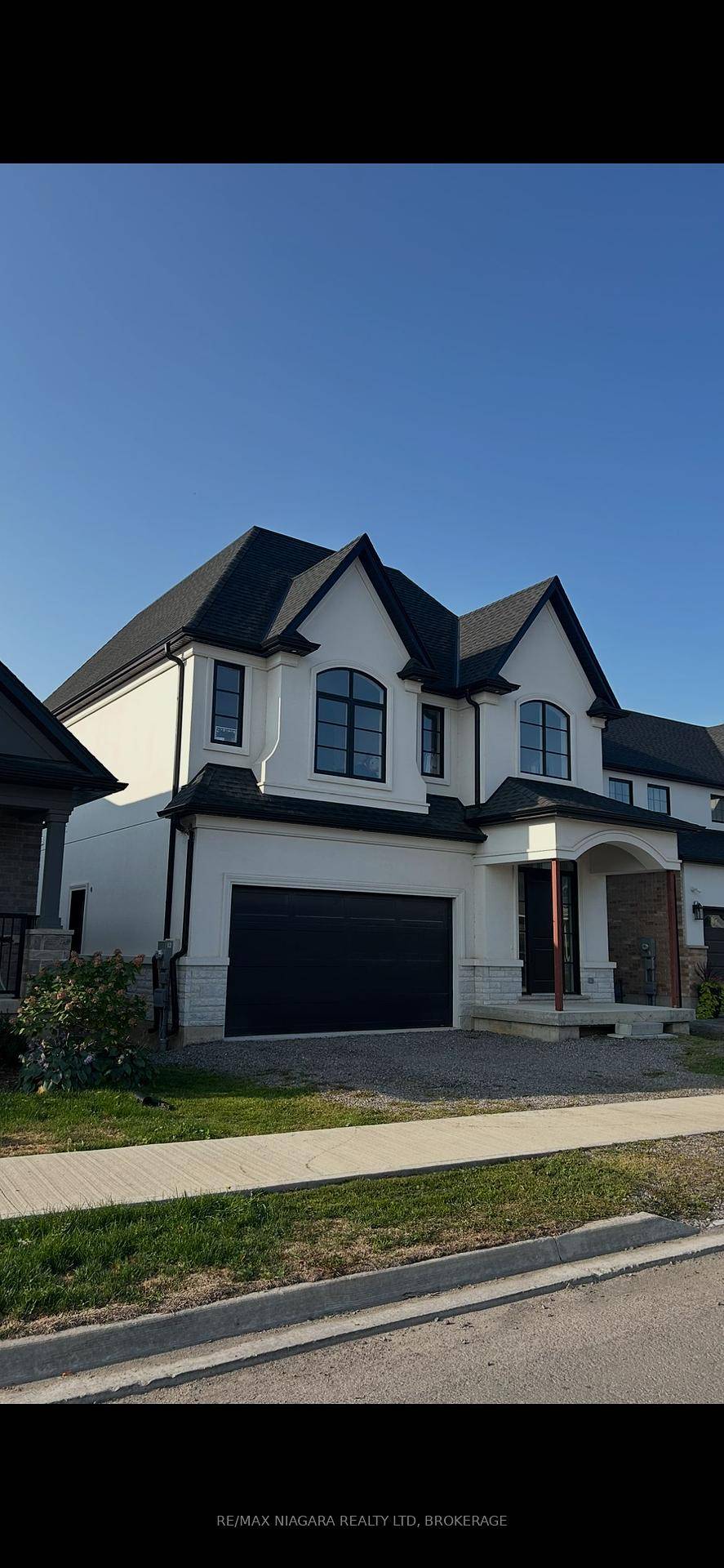 Welcome to 21 Ivy Crescent !
