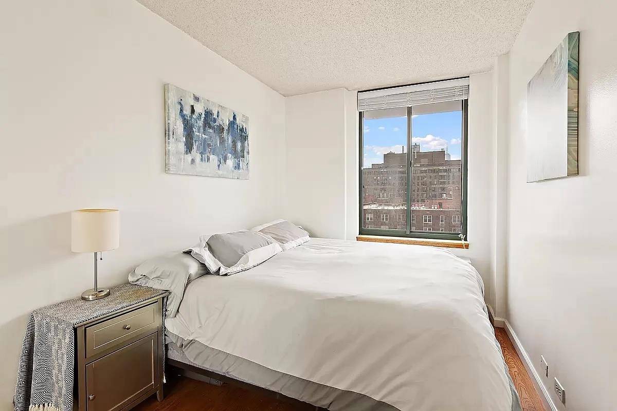 Available July 15th. Move right into this updated renovated beautiful one bedroom.