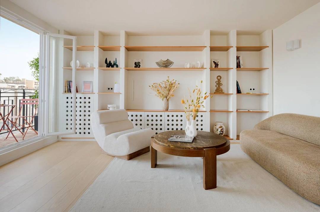 86 sqm – 2 Bedrooms – Panoramic Views – Paris 5th