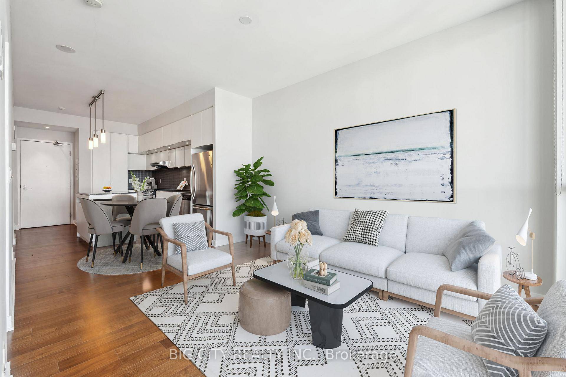 Welcome to the epitome of sophisticated urban living at X Condos, perfectly situated in the heart of Yonge amp ; Bloor.