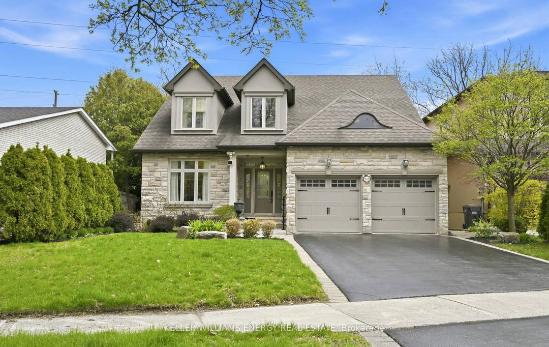 Welcome to 768 Duchess Drive in the sought after Lakeview community of Mississauga.