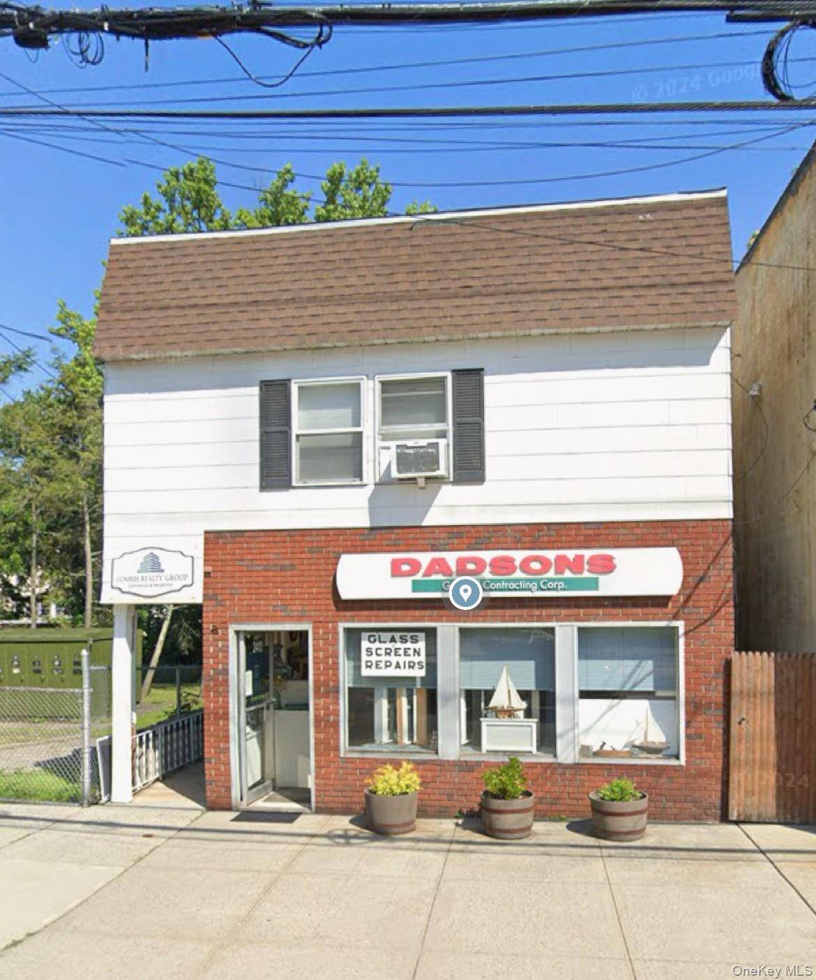 Exceptional Mixed Use Investment Opportunity in Prime Larchmont, NY Now available in one of Westchester s most desirable and high traffic corridors this fully renovated mixed use property offers both ...