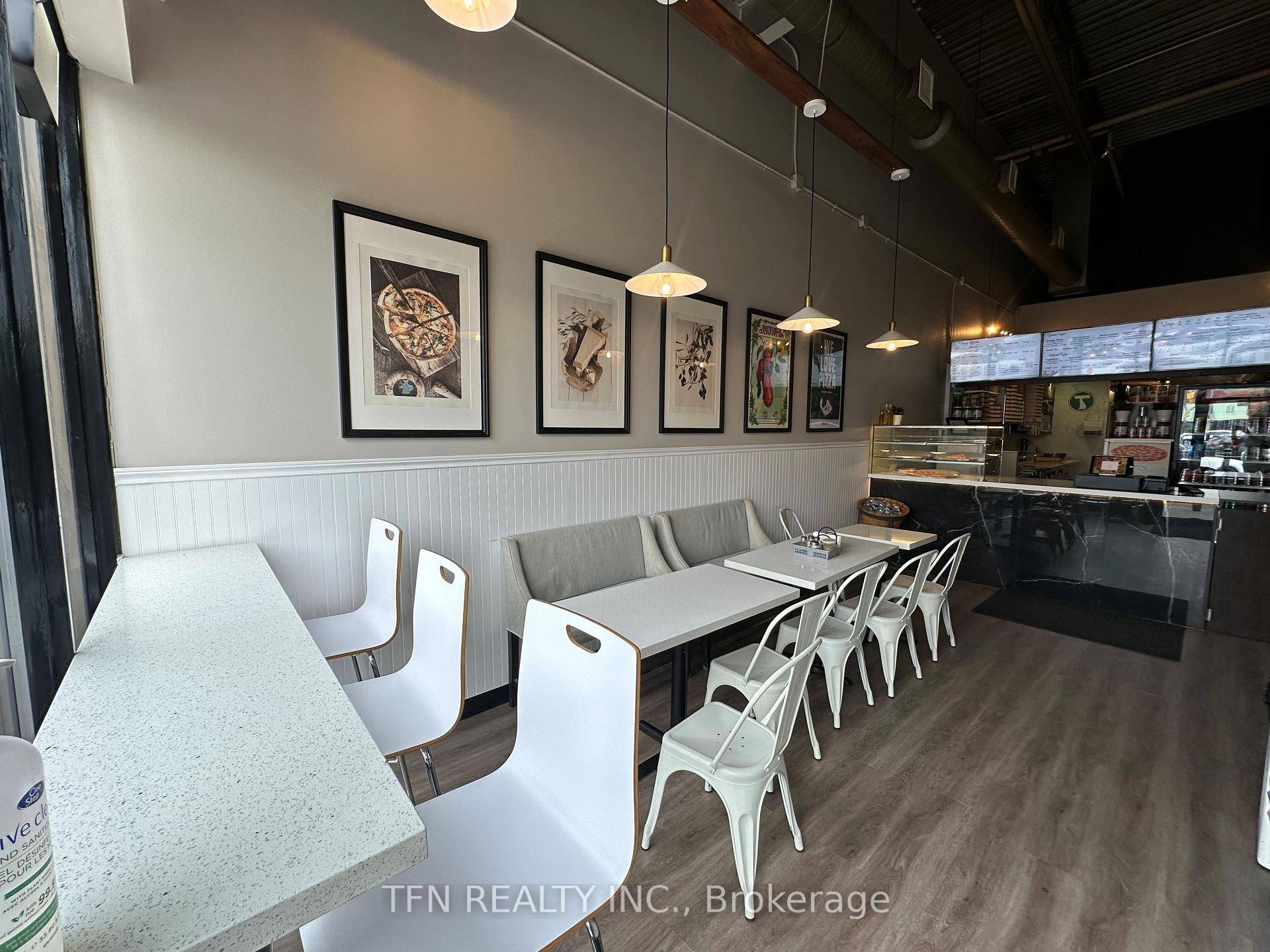 Turnkey Pizza Business for Sale !