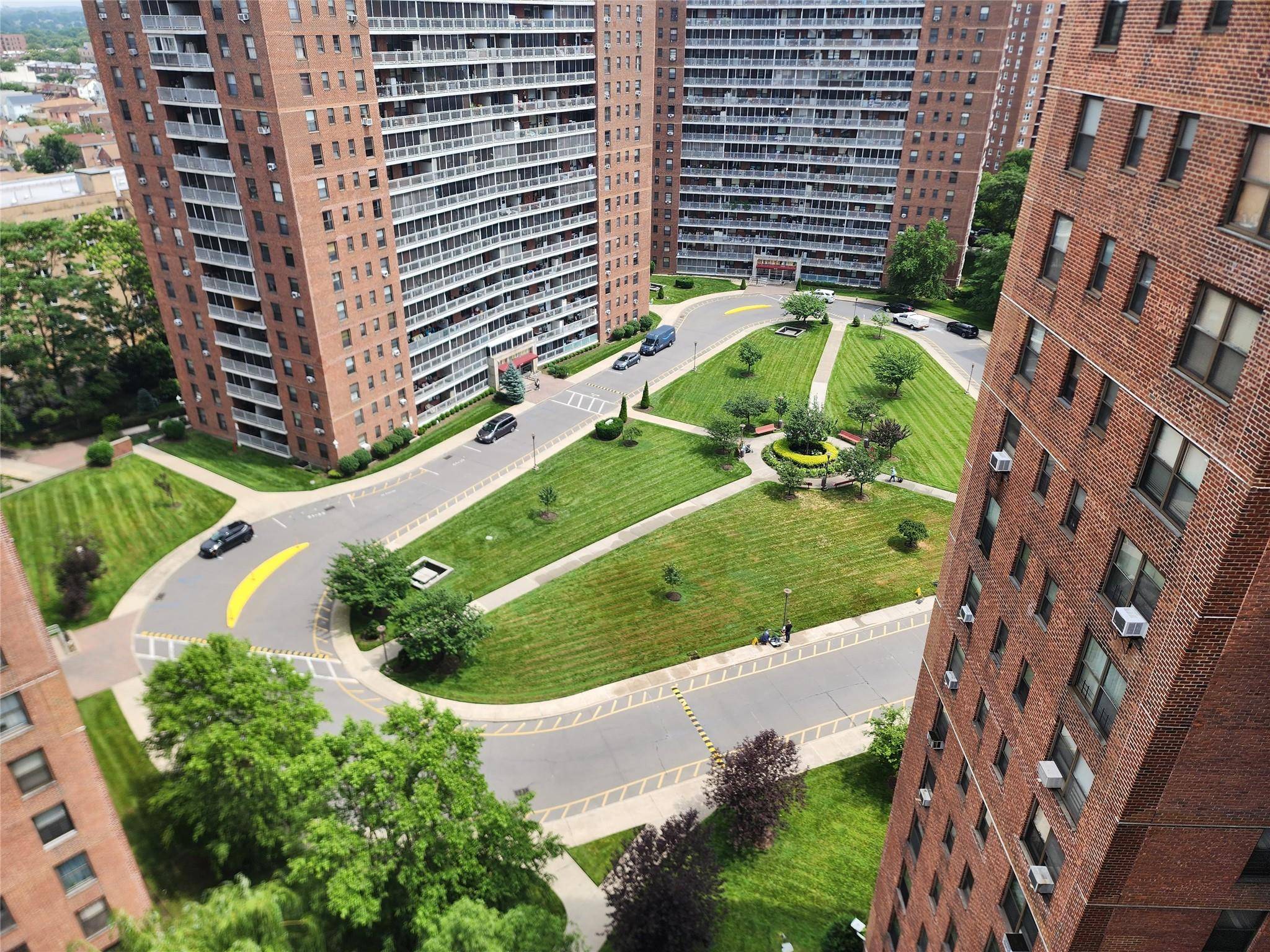 Large 2bdrm 1 bath apartment for sale, superb location, garden views, close to Subway and Shopping, easy board approval.