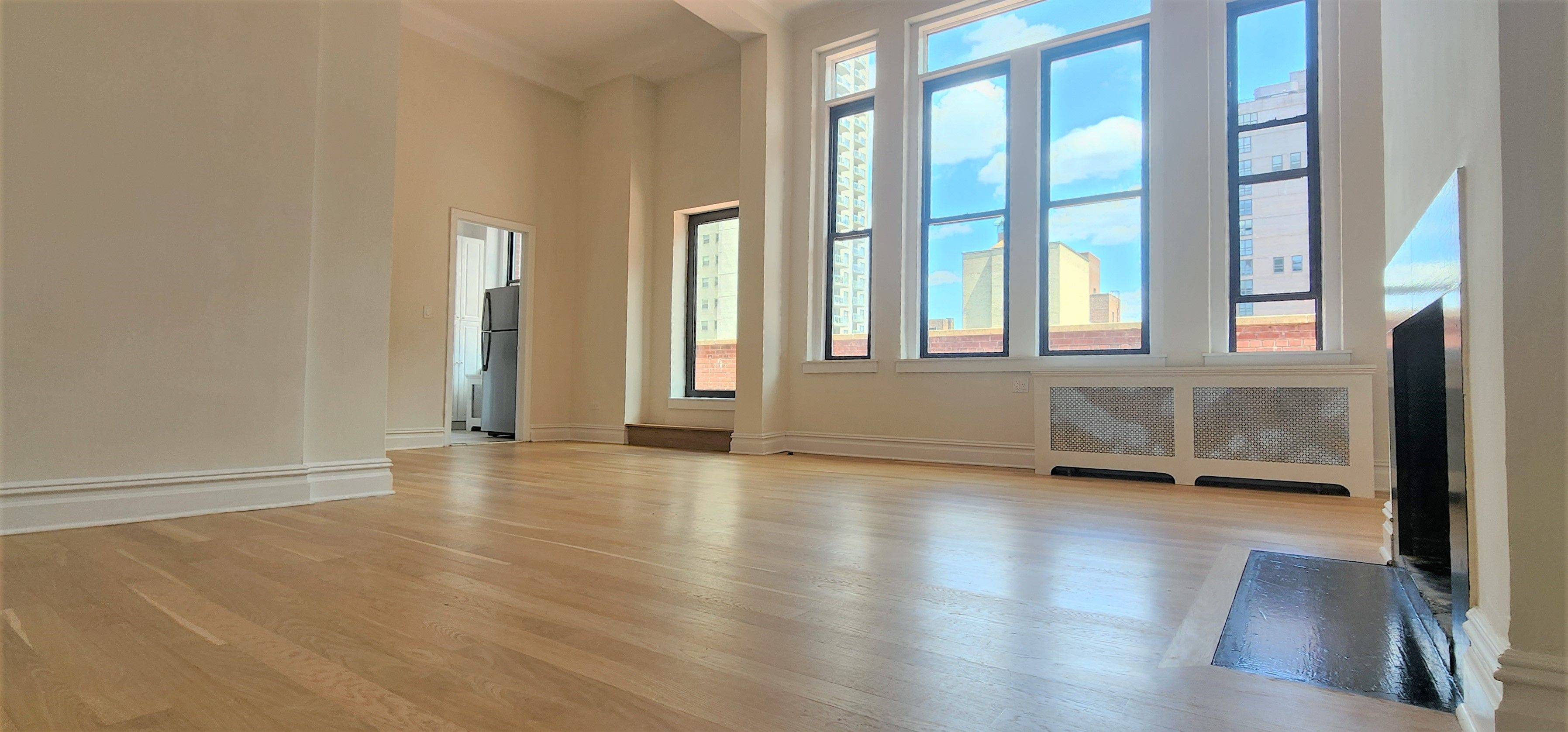 Spectacular one bedroom penthouse home with amazing views facing south east on your private outdoor terrace.