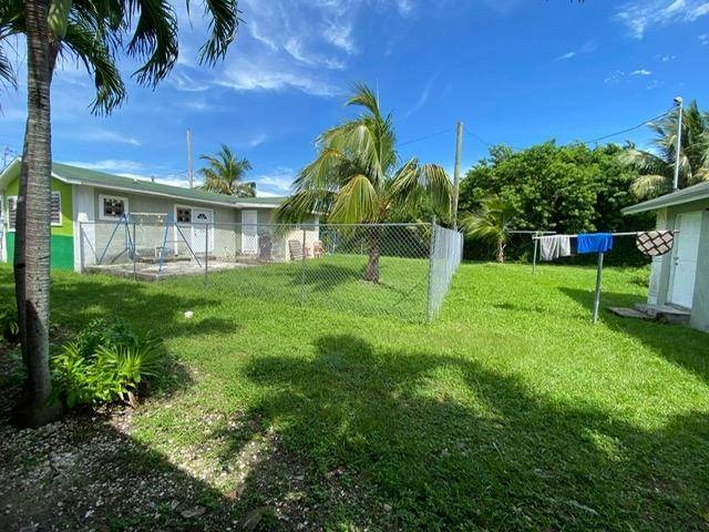 1438FT NW QUEEN'S HIGHWAY Fourplex Grand-Bahama-Freeport
