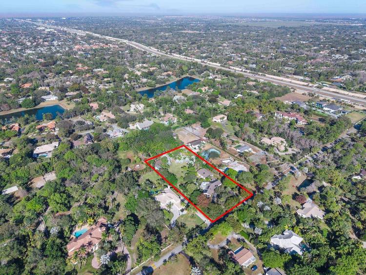 BACK ON MARKET, DEAL FELL THROUGH, 3 Acres in Parkland with 7 bedrooms amp ; 7 bathrooms, open floor plan of living space amp ; many open rooms for all ...