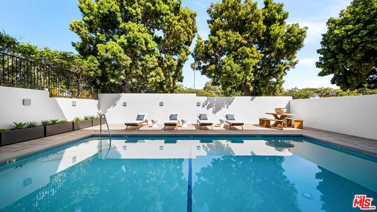153   San Vicente Blvd 2BR Santa Monica La