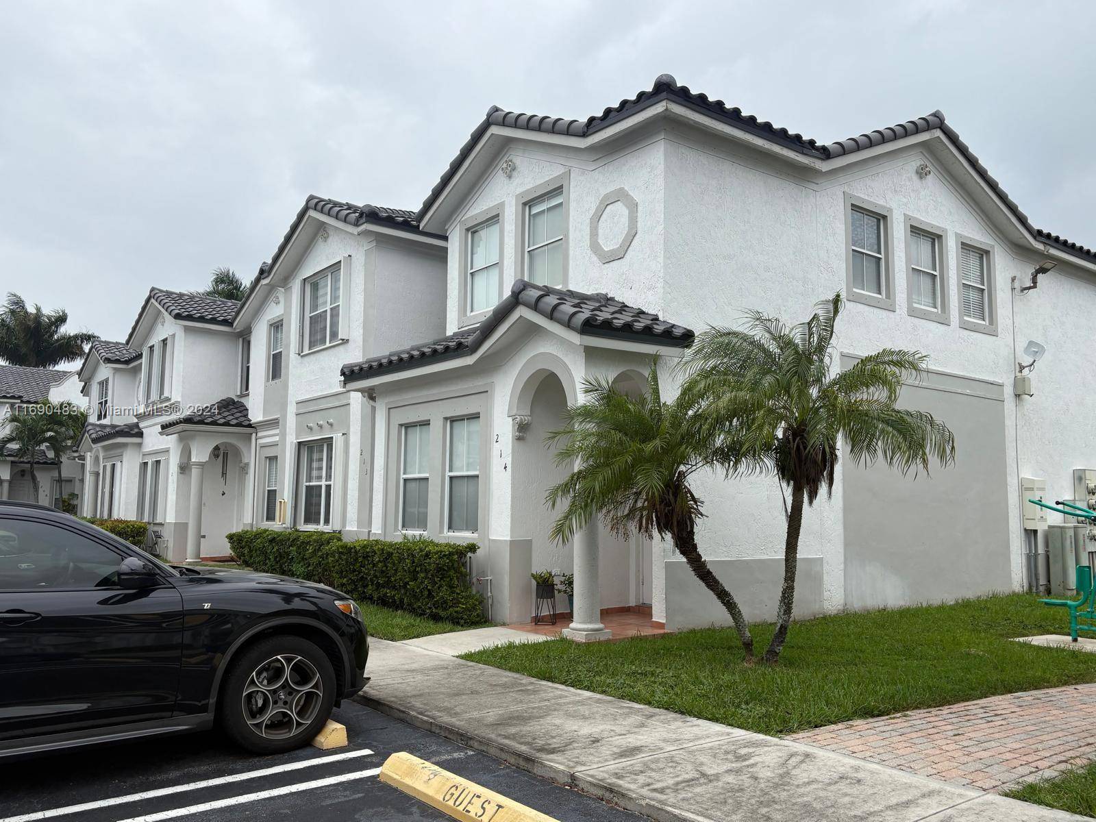 Excellent Opportunity in Costa Linda.