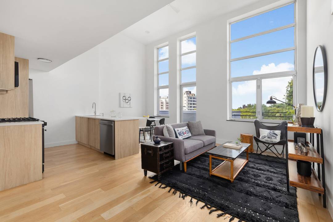 Introducing the Lofts on Waverly !