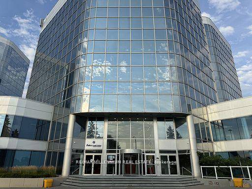 Introducing A Remodeled Class A Building In An Unbeatable Location.