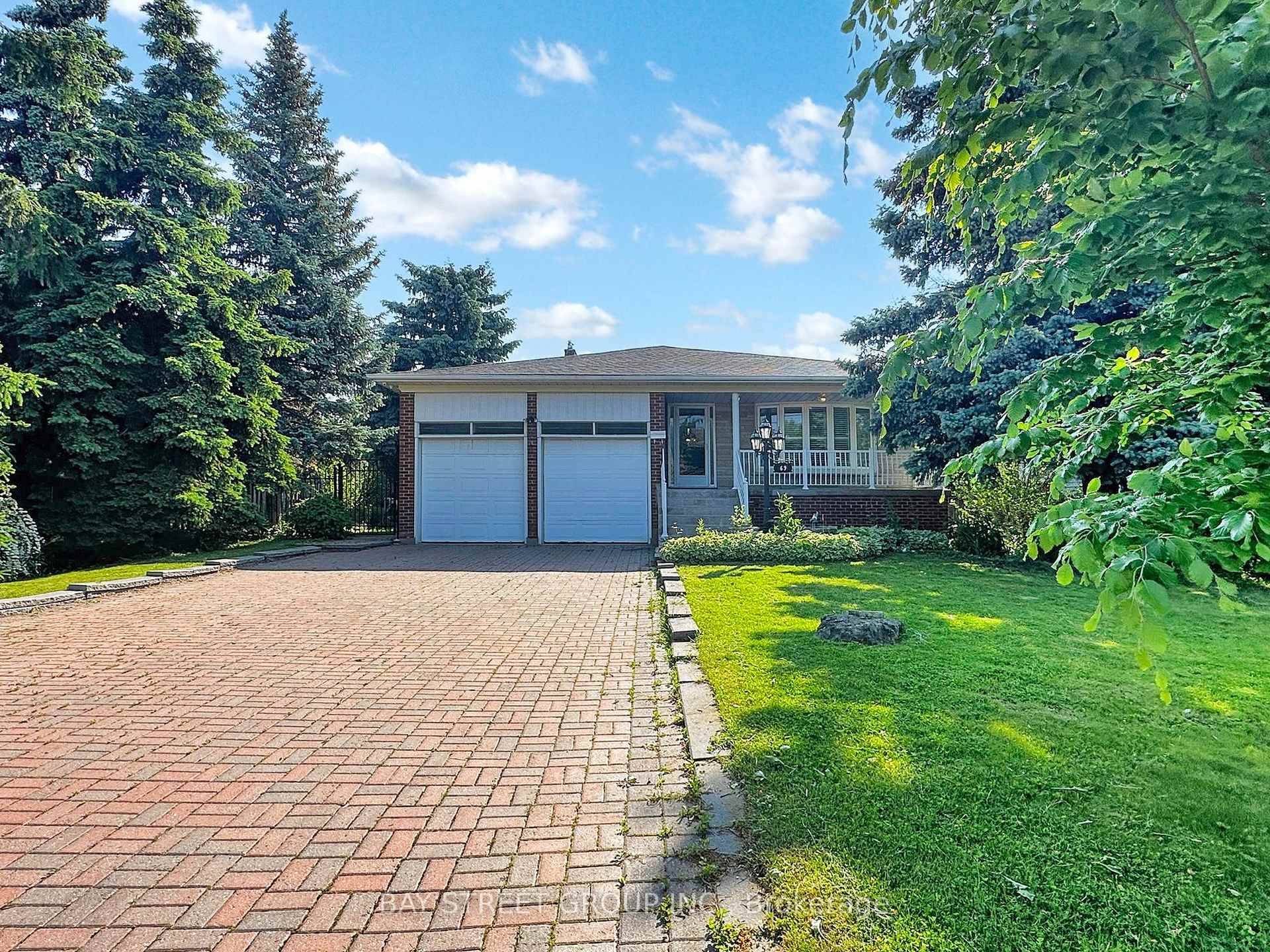 75 Feet Front, More Than 12000sf lot size !