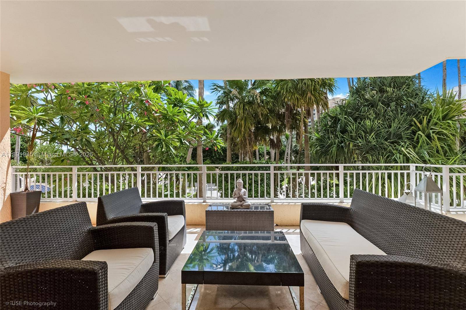 PRIME, SOUTHEAST EXPOSURE offers a house like feeling and lush tropical garden views in the Ocean Towers at Ocean Club Resort.