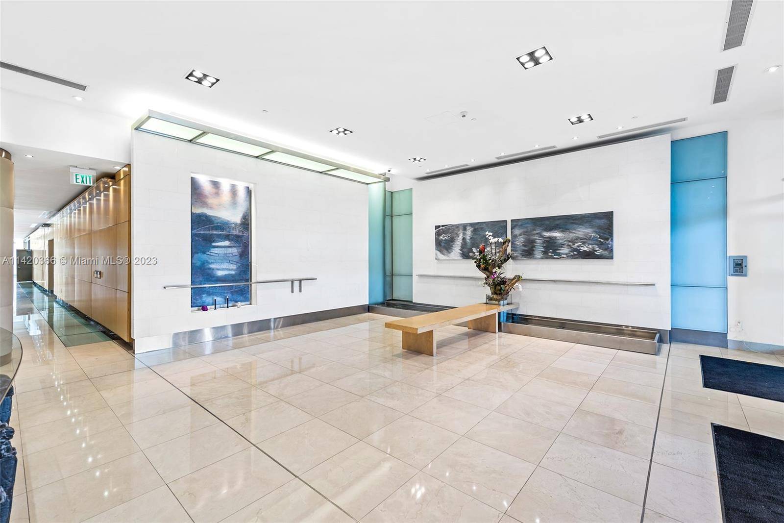 Discover an exceptional 1, 076 sqft of commercial office space at Skyline Brickell, perfect for an array of businesses and located right by the water.