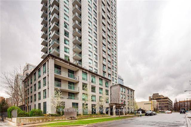 High Floor, Great View, Location !